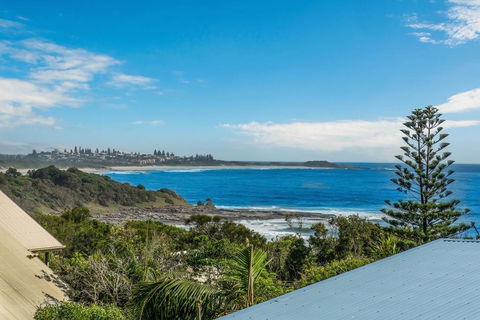 Angourie Blue Unit 2 - Kingaroy Accommodation 1