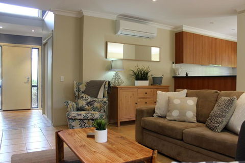 Annie's Place - Kingaroy Accommodation 1