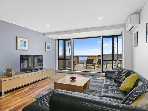 APARTMENT 10 PACIFIC APARTMENTS - FREE WIFI! - Kingaroy Accommodation 0