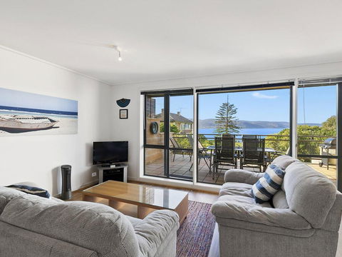 APARTMENT 26 PACIFIC APARTMENTS - Walk To Town - Kingaroy Accommodation 0