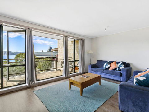 APARTMENT 29 PACIFIC APARTMENTS - Grand Escape With Ocean Views - Kingaroy Accommodation 2