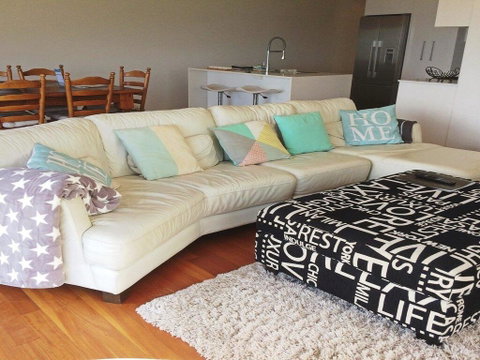 Aqua - Views Over Jones Beach - Kingaroy Accommodation 3