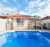 Aqua  Anna Bay - Kingaroy Accommodation