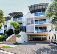 Aqua Promenade Beachfront Holiday Apartments - Kingaroy Accommodation