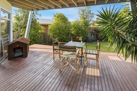 Aqua Vista - A Stroll To Paynesville Forshore - Kingaroy Accommodation 1