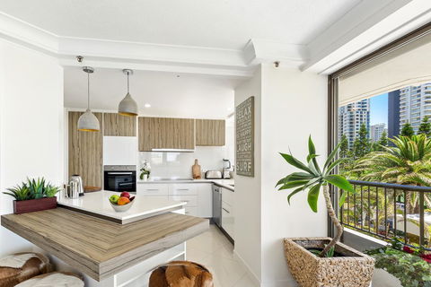 Aqueous Apartment - Kingaroy Accommodation 2