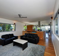Architectural Design on the Beach - Kingaroy Accommodation