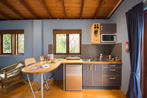 Art & Garden Retreat - Kingaroy Accommodation 2