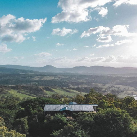 Luxurious Hinterland Guest House With HEATED POOL Sleeps 10 Brisbane Scenic Rim Gold Coast - Kingaroy Accommodation 2