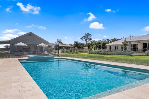 Luxury Hunter Valley Estate - Kingaroy Accommodation 1