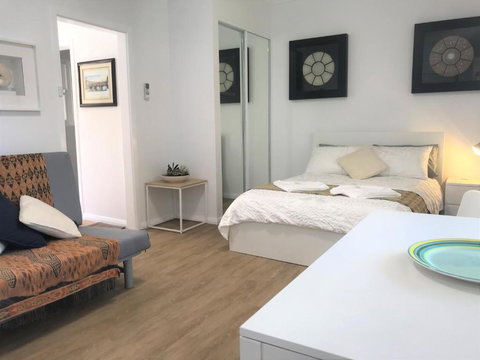M207 West Perth Studio Apartment Near Kings Park - Kingaroy Accommodation 1