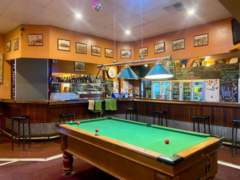 Main Reef Hotel - Kingaroy Accommodation 1