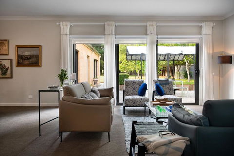 Maison 24 - Kingaroy Accommodation 1