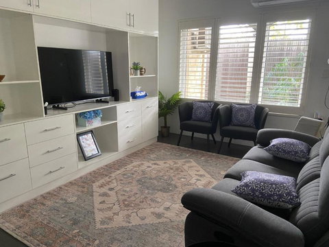 Maison De Samy Entire Swan River Bliss Australia - Kingaroy Accommodation 1