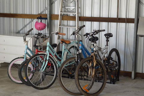 Manor Cottage - Kingaroy Accommodation 2