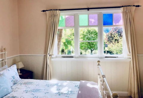 Maple Hill Cottage - Kingaroy Accommodation 0