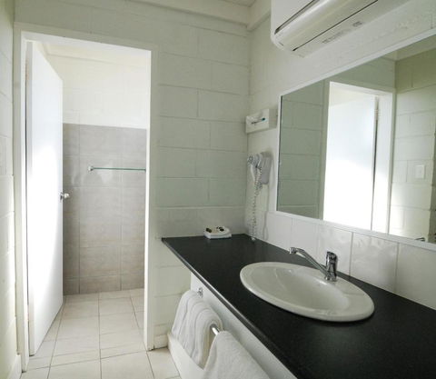 Mayfair Motel - Kingaroy Accommodation 3