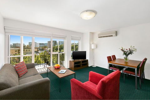 Melbourne Carlton Central Apartment Hotel Official - Kingaroy Accommodation 3