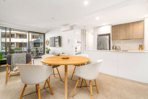 Modish Apartment Near Parliamentary Triangle - Kingaroy Accommodation 3