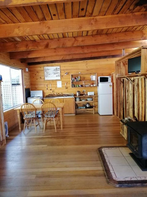 Minnow Cabins Lower Beulah - Kingaroy Accommodation 2