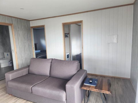 Mount Rumney Escapes - 5 Seaview Kangaroo House - Kingaroy Accommodation 3