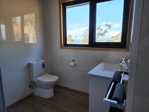 Mount Rumney Escapes Seaview House 1 - Possum House - Kingaroy Accommodation 3