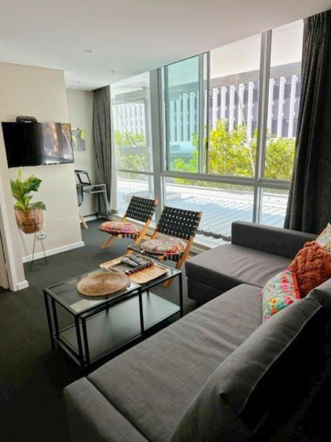 NEW Exquistely Furnished 2 Bedroom Apartment - Kingaroy Accommodation 1