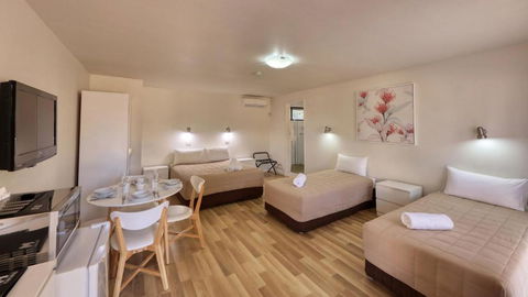 Motel Meneres - Kingaroy Accommodation 2
