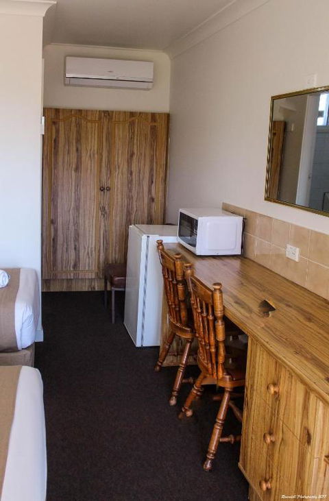 Motel Riverina - Kingaroy Accommodation 1
