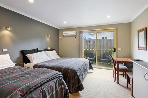 Motel Strahan - Kingaroy Accommodation 0