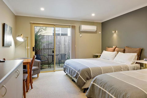 Motel Strahan - Kingaroy Accommodation 2