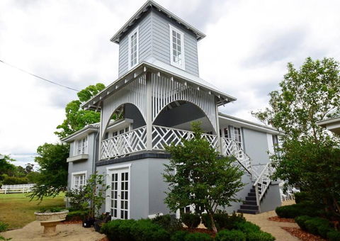Mountshannon - Kingaroy Accommodation 0