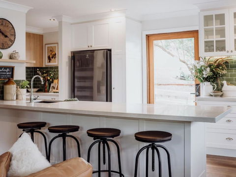 Mountview Alpaca Farmhouse - Kingaroy Accommodation 1