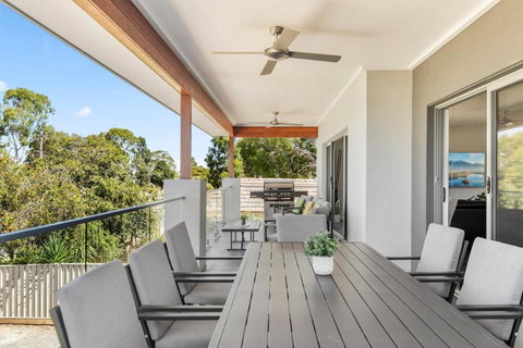 NEW - Sunrise Waters Holiday House - Kingaroy Accommodation 3
