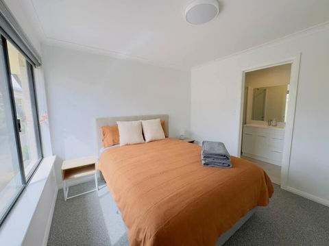 New Unit On Oswald - Kingaroy Accommodation 2