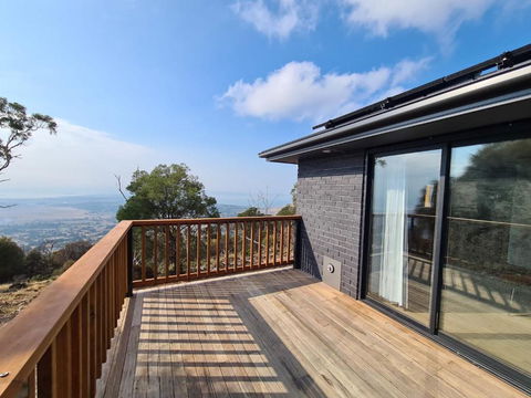 Mount Rumney Escapes - 4 Seaview Devil House - Kingaroy Accommodation 0