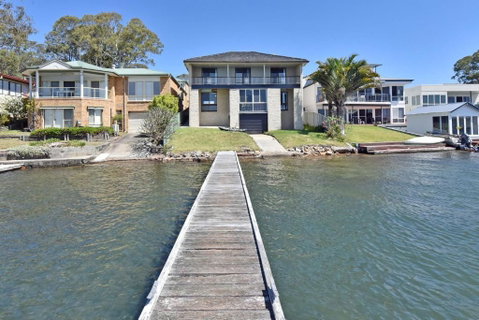 New Property Silverwater Serenity Shores Absolute Waterfront On The Lake - Kingaroy Accommodation 0