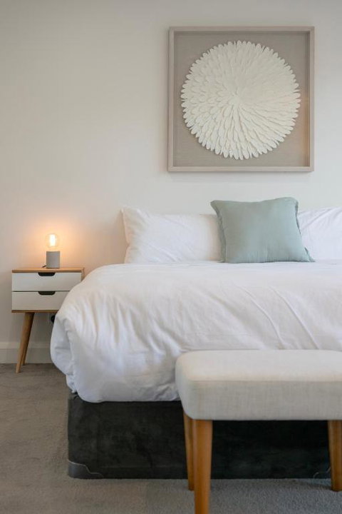 Newsom House - Stylish & Elegant Home With 4 King Beds - Kingaroy Accommodation 0