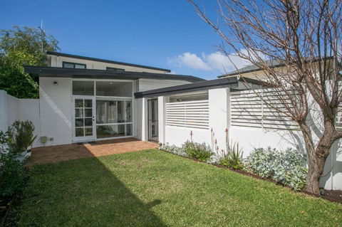 NOR214 - Northstead Coastal Charm - Kingaroy Accommodation 2