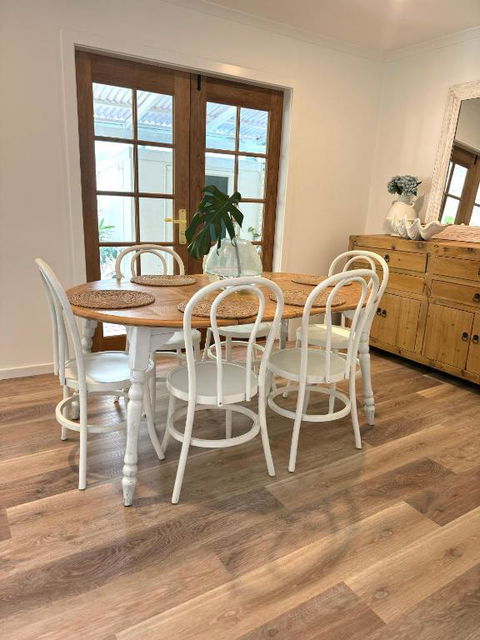 Noraville Hamptons Style Beach House - Kingaroy Accommodation 2