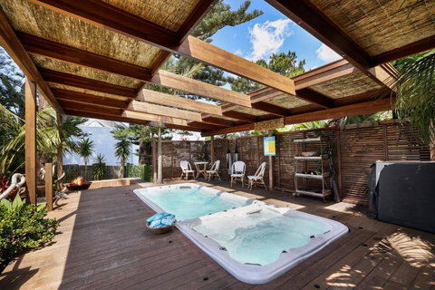 Oasis By Beach Stays - Kingaroy Accommodation 2