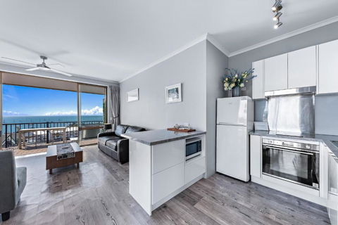 OCEAN VIEWS 16 Pool & Spa Wi-FI - Kingaroy Accommodation 2