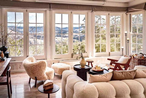 Olive Hill Spa, Views & Home Cinema - Kingaroy Accommodation 3