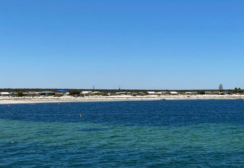 On The Beach-Lucky Bay - Kingaroy Accommodation 1