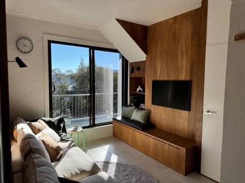 One Cedarwood - Petite Challet Falls Creek - Kingaroy Accommodation 0