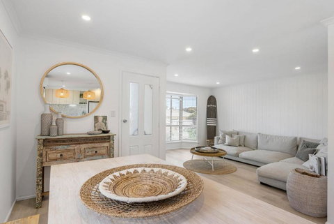 Our Little White House -74 Padman Crescent, Middleton - Kingaroy Accommodation 2