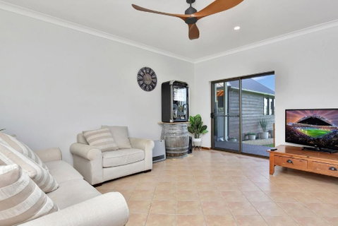 Overflow Downs-Riverside Acreage - Kingaroy Accommodation 3