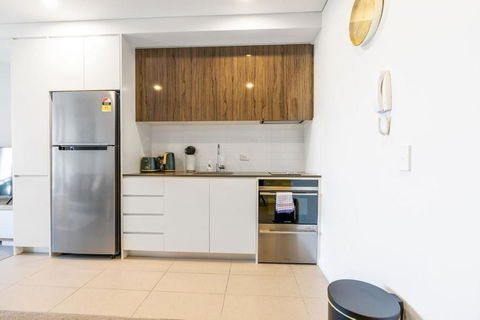 Parliamentary Triangle 1BR Apartment - Kingaroy Accommodation 2