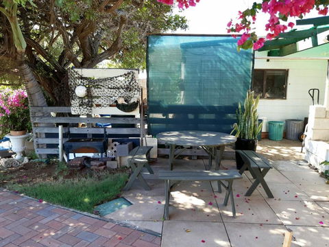 Pelican Point Waterfront Resort Formerly Carnarvon Beach Retreat - Kingaroy Accommodation 2