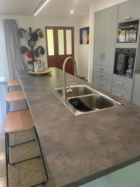 Pandanus Paradise. Newly Renovated 4 Bedroom Home - Kingaroy Accommodation 3